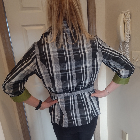 EUC Belted Light Jacket by PULI, Women's Size 10, Perfect Condition - Picture 2 of 10